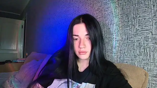 Liana diva online show from 4, 4, 2026