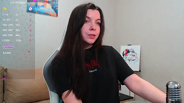 lunalovesu online show from 26, 2, 2025