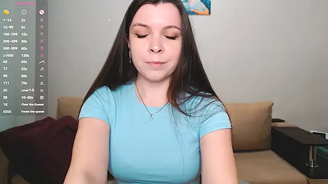 lunalovesu online show from 3, 10, 2025