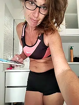 misslynexxx online show from 14, 4, 2026