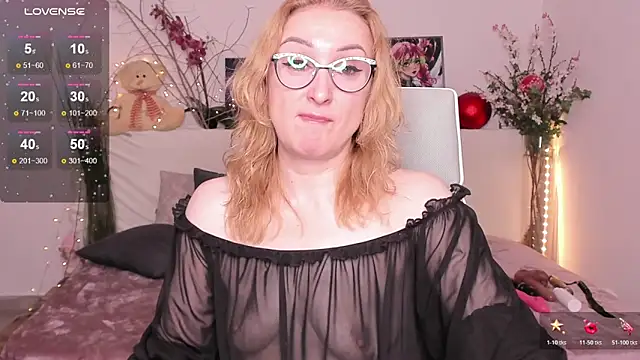 MadissonKiss online show from 28, 10, 2025