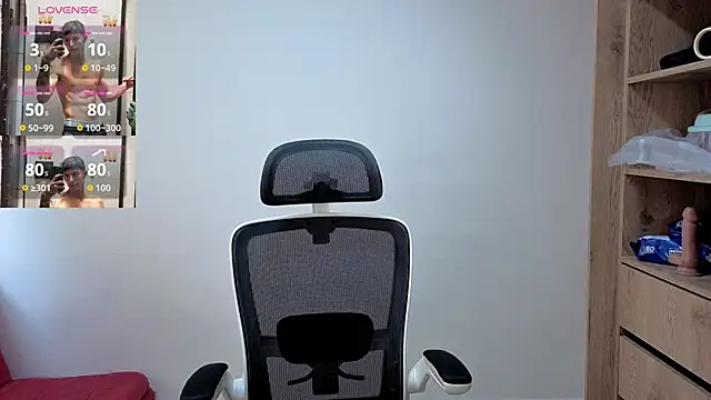 Cristopher23  online show from 11, 10, 2025