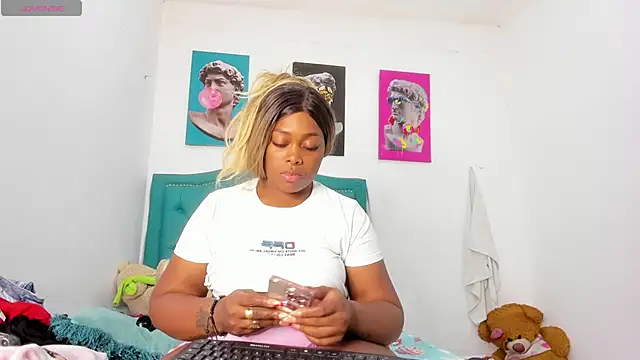 Lilybaudinx96 online show from 12, 2, 2026