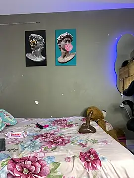 Snapshot of Lilybaudinx96 chatting on 5, 2, 2025 Lilybaudinx96 online show from 5, 2, 2025