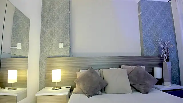 Mistyca online show from 4, 10, 2025