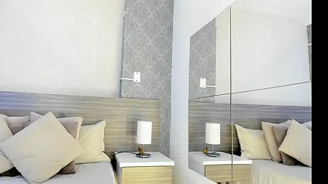 Mistyca online show from 16, 9, 2025