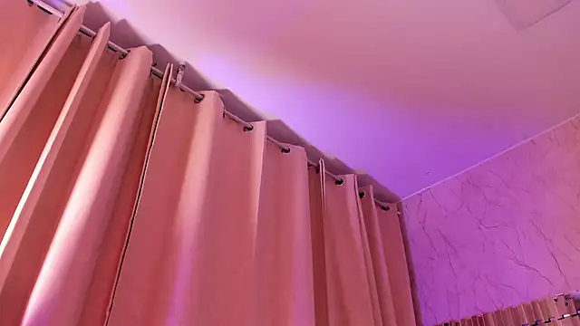 AkazaBoy  online show from 7, 1, 2026