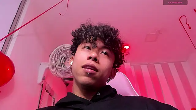 AkazaBoy  online show from 11, 2, 2026