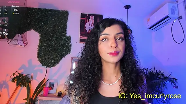 CurlyRose   online show from 10, 9, 2025