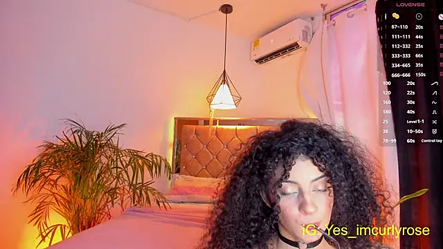 CurlyRose   online show from 3, 10, 2025