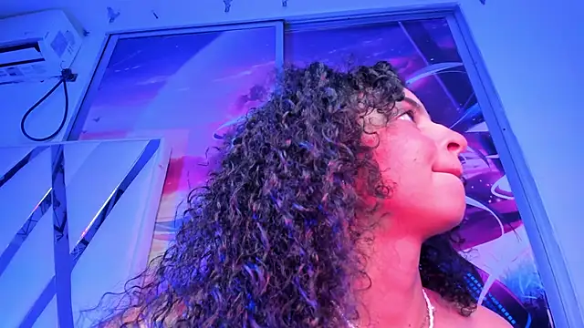 CurlyRose   online show from 15, 3, 2025