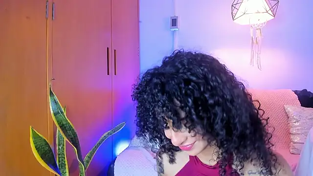 CurlyRose   online show from 14, 1, 2026