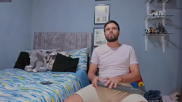 ETHAN ADAM online show from 30, 3, 2026