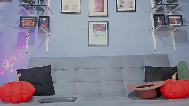 ETHAN ADAM online show from 6, 10, 2025