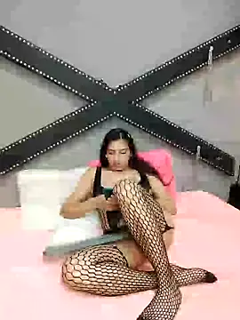 ScarletFoxXXX online show from 18, 1, 2025