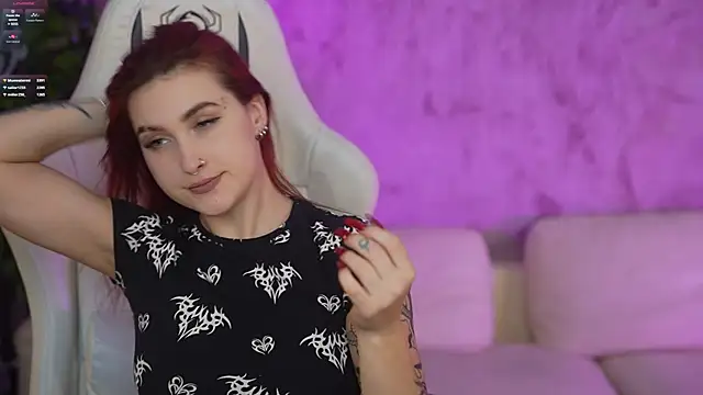 Magnetic Mia  online show from 19, 1, 2025