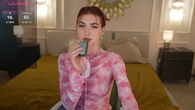Magnetic Mia  online show from 6, 5, 2026
