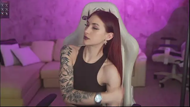 Magnetic Mia  online show from 26, 2, 2026