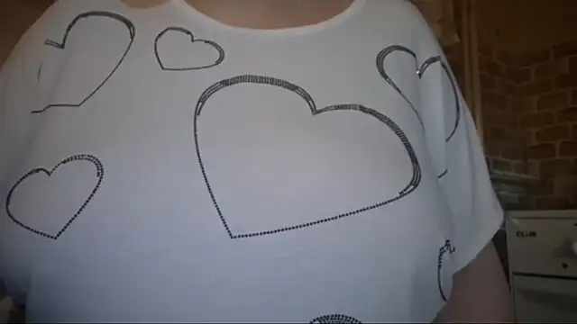 AalinnaK online show from 8, 1, 2026