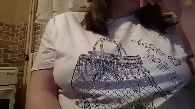 AalinnaK online show from 8, 3, 2025