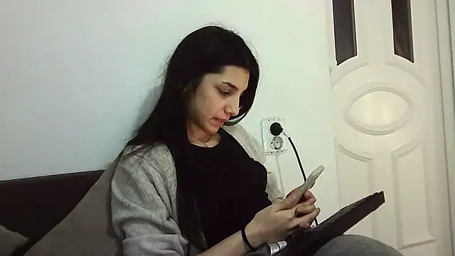 Ahotkittyxxx online show from 23, 1, 2025