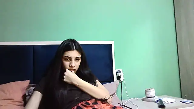 Ahotkittyxxx online show from 4, 1, 2025