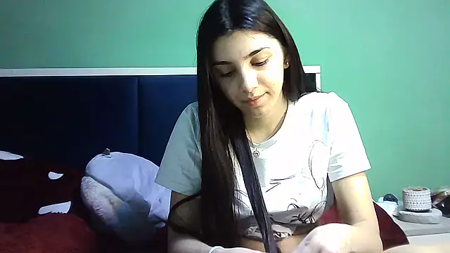 Ahotkittyxxx online show from 28, 12, 2024