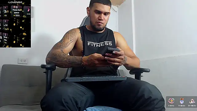 Aaron Hunter  online show from 3, 10, 2025