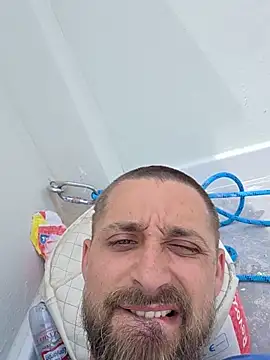 omarito100 online show from 2, 6, 2026