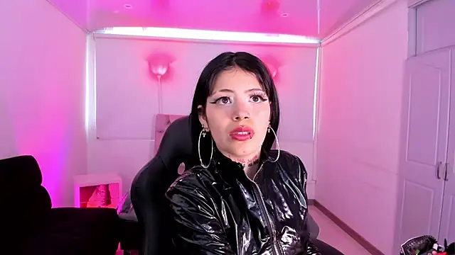 AuroraDiaz online show from 6, 10, 2025