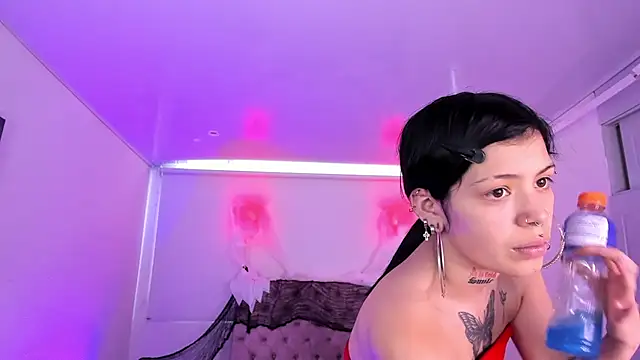 AuroraDiaz online show from 25, 10, 2025