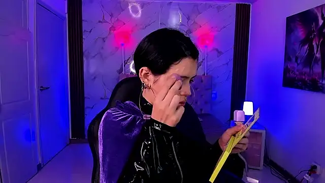 AuroraDiaz online show from 21, 11, 2025