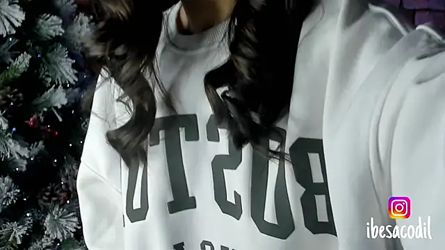 adriana allien online show from 7, 1, 2025