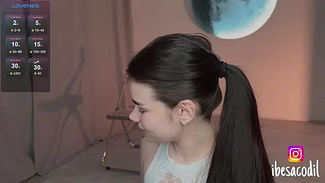 adriana allien online show from 7, 5, 2026