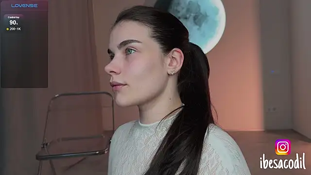 adriana allien online show from 12, 5, 2026