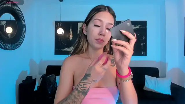 TaraLawrence online show from 9, 3, 2025