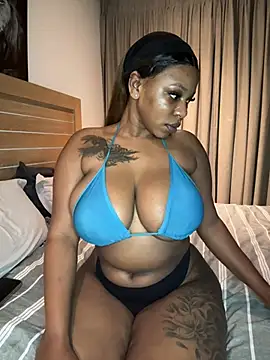 Snapshot of BeautyAuroa chatting on 18, 2, 2026 BeautyAuroa online show from 18, 2, 2026