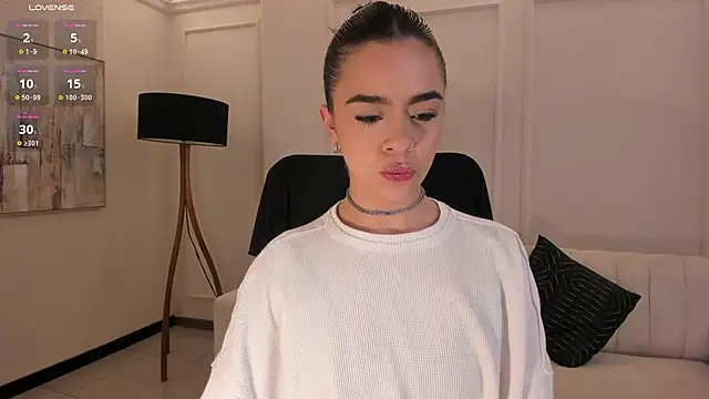 Snapshot of AlanaCraft chatting on 13, 10, 2025 AlanaCraft online show from 13, 10, 2025