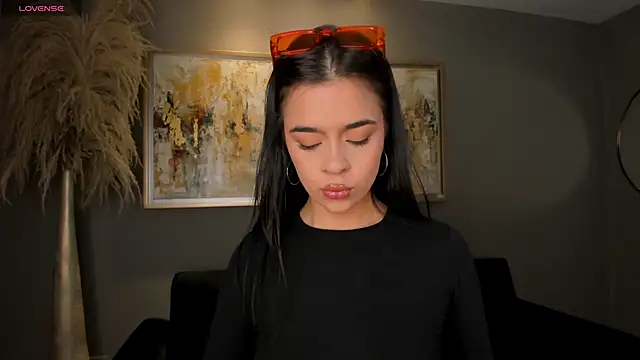 Snapshot of AlanaCraft chatting on 10, 9, 2025 AlanaCraft online show from 10, 9, 2025