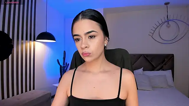 Snapshot of AlanaCraft chatting on 19, 11, 2025 AlanaCraft online show from 19, 11, 2025