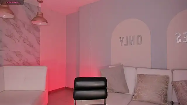 Snapshot of AlanaCraft chatting on 31, 10, 2025 AlanaCraft online show from 31, 10, 2025