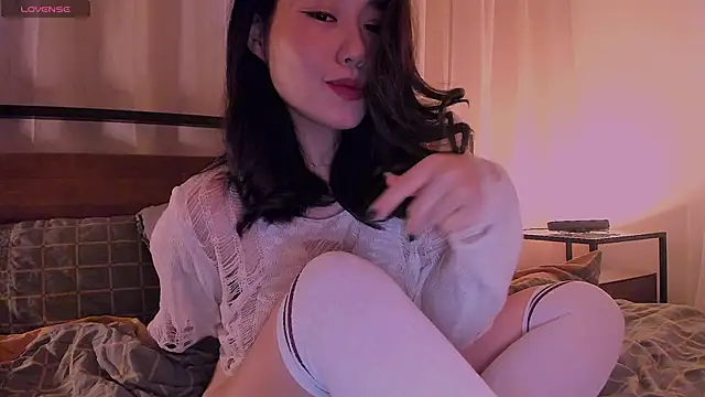 kimmy chi  online show from 12, 3, 2025