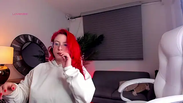 miss julietaa online show from 20, 3, 2025