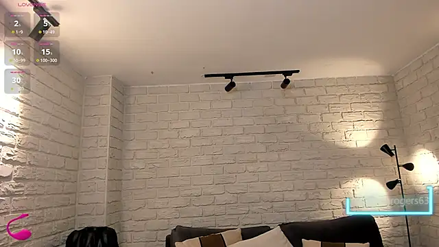 AllisonRogersX online show from 30, 6, 2026