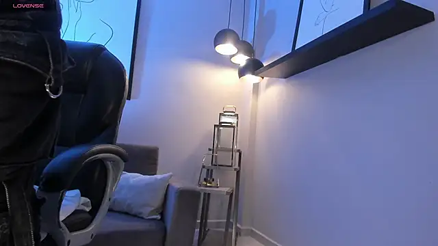 MaddisonLowe online show from 3, 4, 2026