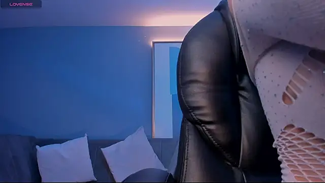 MaddisonLowe online show from 6, 11, 2025