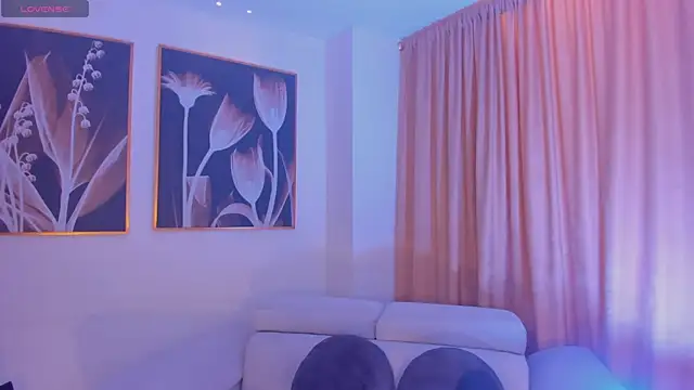 MaddisonLowe online show from 12, 4, 2026