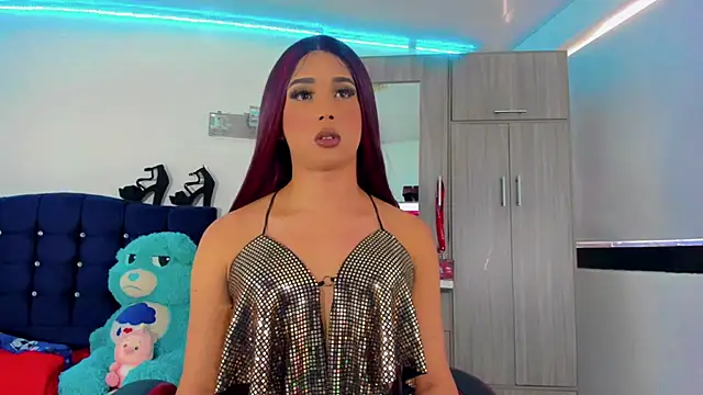 Hellen moons   online show from 27, 9, 2025