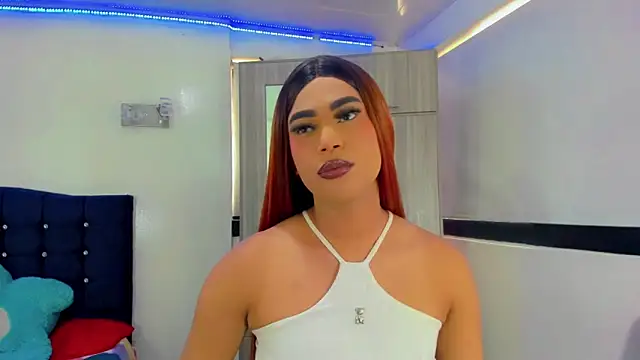 Hellen moons   online show from 26, 9, 2025