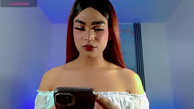 Hellen moons   online show from 18, 3, 2025